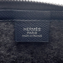 Load image into Gallery viewer, HERMES Toudou Gray/Navy Felt Epsom Size 29
