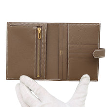 Load image into Gallery viewer, HERMES BEAN Compact Etoupe Epsom
