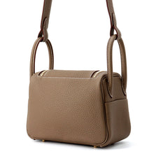 Load image into Gallery viewer, HERMES Lindy Etoupe Taurillon Clemence Size Mini
