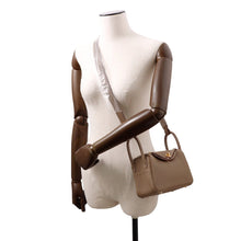 Load image into Gallery viewer, HERMES Lindy Etoupe Taurillon Clemence Size Mini
