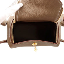 Load image into Gallery viewer, HERMES Lindy Etoupe Taurillon Clemence Size Mini
