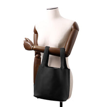 Load image into Gallery viewer, HERMES Picotin Padlock Black Taurillon Clemence Size MM
