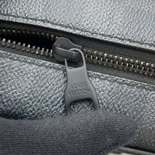 将图像加载到图库查看器中，LOUIS VUITTON Soft Trunk Shoulder Bag NoirN45278 Damier Graphite Stamp Size Mini
