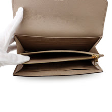 Load image into Gallery viewer, LOUIS VUITTON Portefeuille Sarah NM Tourterelle/ClaimM81049 Monogram Empreinte Leather
