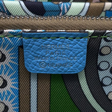 Load image into Gallery viewer, HERMES Azap compact silk in Celeste Epsom/Silk
