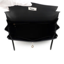 Load image into Gallery viewer, HERMES Kelly Retourne Black Togo Leather Size 28

