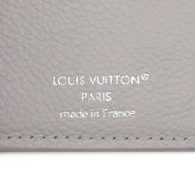将图像加载到图库查看器中，LOUIS VUITTON Portefeuille Lisa Bloom Gray / WhiteQuartzM13797 Bicolor Monogram Empreinte Leather
