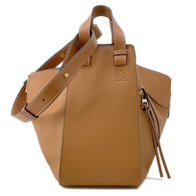 Load image into Gallery viewer, LOEWE hammock Brown387.30.T38 Leather Size Small
