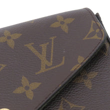 Load image into Gallery viewer, LOUIS VUITTON Multiie Pochette GreenM80091 Monogram
