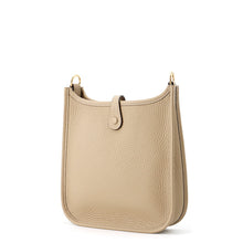 Load image into Gallery viewer, HERMES Evelyne Amazon Long Trench Taurillon Clemence Size TPM
