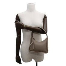 将图像加载到图库查看器中，FENDI Fendsens Selleria Shoulder Bag Etoupe8BS094 Leather Size Mini
