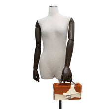 将图像加载到图库查看器中，FENDI Soft Trunk Baguette White/Brown7VA565 Sheepskin
