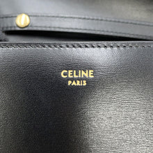 将图像加载到图库查看器中，CELINE Chain Wallet Triomphe Margo Black10L033 Shiny Calf Leather
