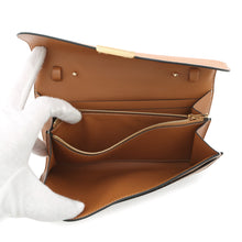 将图像加载到图库查看器中，HERMES Constance to Go Tofi Epsom

