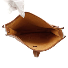 将图像加载到图库查看器中，HERMES Evelyne3 Gold Taurillon Clemence Size PM
