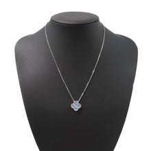 将图像加载到图库查看器中，Van Cleef &amp; Arpels Vintage Alhambra PendantVCARD34900 18K White Gold
