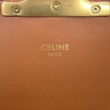 将图像加载到图库查看器中，CELINE Teen Triomphe Shoulder Bag White188882BZ4.01BC PVC Calf Leather
