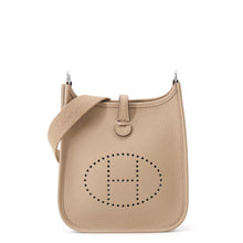 将图像加载到图库查看器中，HERMES Evelyne Long Beige Marfa Taurillon Clemence Size TPM
