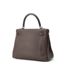 Load image into Gallery viewer, HERMES Kelly Retourne Chocolat Togo Leather Size 25

