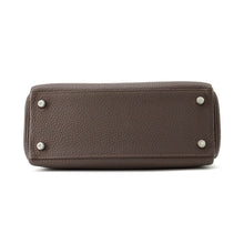 Load image into Gallery viewer, HERMES Kelly Retourne Chocolat Togo Leather Size 25
