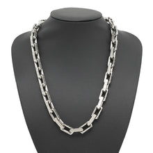 将图像加载到图库查看器中，LOUIS VUITTON Necklace Chain Monogram SilverM00307 Metal
