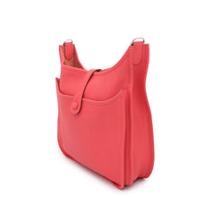 Load image into Gallery viewer, HERMES Evelyne 3 Bougainvillier Taurillon Clemence Size PM
