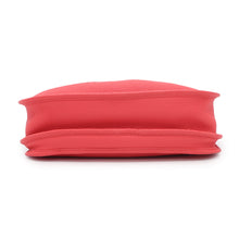 Load image into Gallery viewer, HERMES Evelyne 3 Bougainvillier Taurillon Clemence Size PM
