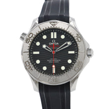 将图像加载到图库查看器中，OMEGA Seamaster Diver 300M W42mm Stainless Steel Rubber Black Dial210.32.42.20.01.00?2
