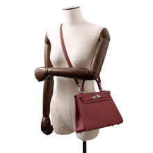 Load image into Gallery viewer, HERMES Kelly Retourne Rouge H Togo Leather Size 25
