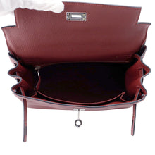Load image into Gallery viewer, HERMES Kelly Retourne Rouge H Togo Leather Size 25

