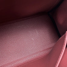 Load image into Gallery viewer, HERMES Kelly Retourne Rouge H Togo Leather Size 25
