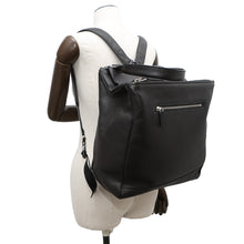 将图像加载到图库查看器中，Givenchy Pandora Backpack Dark Brown Leather
