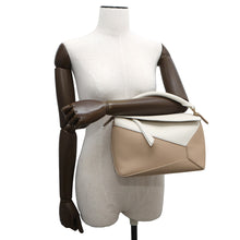 Load image into Gallery viewer, LOEWE Puzzle bag Shoulder Bag Beige/WhiteA510P60X38 Calf Leather Size Small
