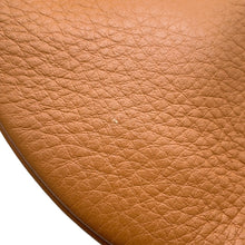 Load image into Gallery viewer, HERMES Gao Gold Taurillon Clemence
