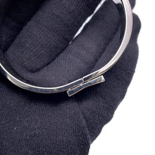 将图像加载到图库查看器中，HERMES Clic crack Size PM Silver/Pink Metal
