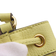 将图像加载到图库查看器中，GUCCI Bucket Shoulder Yellow550620 GG Canvas Leather Size Mini
