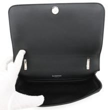 将图像加载到图库查看器中，BURBERRY ChainShoulder Bag Black Patent Leather
