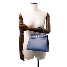 Load image into Gallery viewer, HERMES Kelly Sellier Blue Tie Veau Madame Size 25
