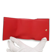 将图像加载到图库查看器中，Christian Louboutin ★Tri-fold Wallet Loubi54 Ruby 54 Compact Wallet White/Red3235108 Patent Leather
