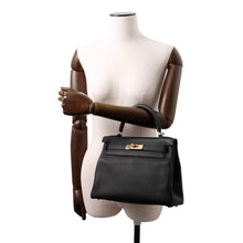 Load image into Gallery viewer, HERMES Kelly Retourne Black Togo Leather Size 28

