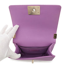 Load image into Gallery viewer, CHANEL Matelasse Boy Chanel Shoulder Bag PurpleA67085 Caviar Leather Size Small

