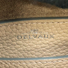 Load image into Gallery viewer, Delvaux Cool box Tourtiere IvoryAA0669AQY0AKSPA Calf Leather Size Nano
