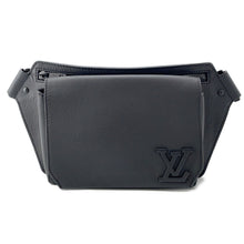 将图像加载到图库查看器中，LOUIS VUITTON takeoff sling NoirM57081 Grain Leather
