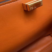 将图像加载到图库查看器中，FENDI Peekaboo Essentials Brown/Multicolor8BN302 Leather
