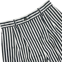 Load image into Gallery viewer, CHANEL Coco Beach Striped Pants Size 34 Black/WhiteP76233 Cotton 97% Polyurethane 3%
