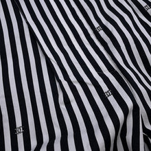 Load image into Gallery viewer, CHANEL Coco Beach Striped Pants Size 34 Black/WhiteP76233 Cotton 97% Polyurethane 3%
