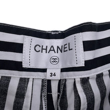 Load image into Gallery viewer, CHANEL Coco Beach Striped Pants Size 34 Black/WhiteP76233 Cotton 97% Polyurethane 3%
