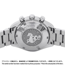 将图像加载到图库查看器中，OMEGA Speedmaster Date W40mm Stainless Steel Gray Dial323.30.40.40.06.001
