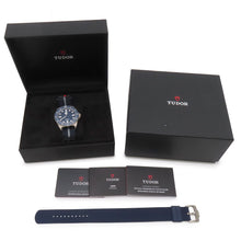 将图像加载到图库查看器中，TUDOR Pelagos FXD W42mm TI Fabric Navy Blue Dial25707B/24
