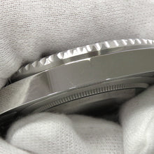 Load image into Gallery viewer, ROLEX GMT MasterII W40mm Stainless Steel Black Dial126710BLNR
